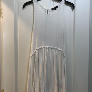 Sleeveless top with lace edges